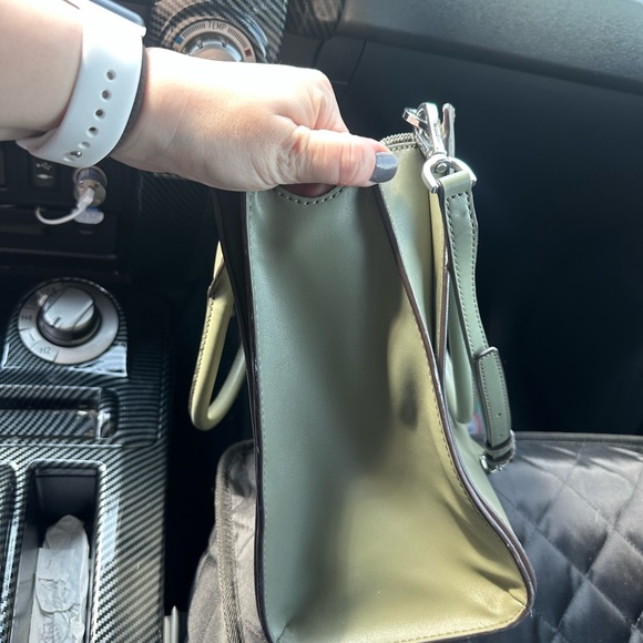 Large michael kors satchel - Picture 5 of 5